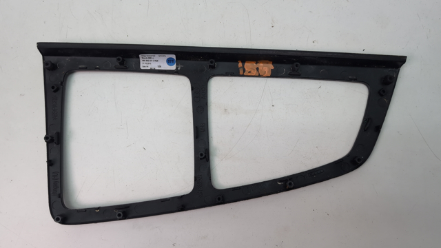 4M1863321CRQ8 VAG купить в Ирпень