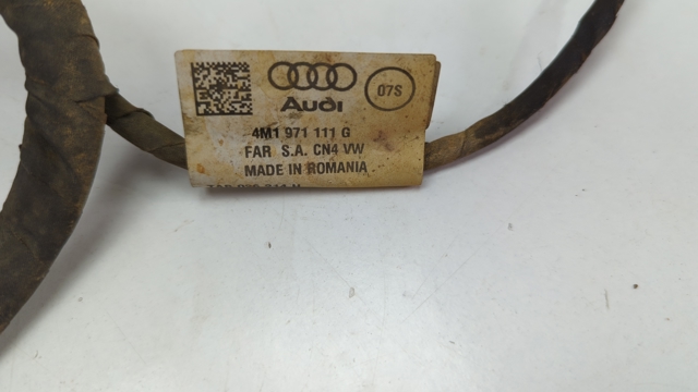 4M1971111G VAG купить в Кривой Рог