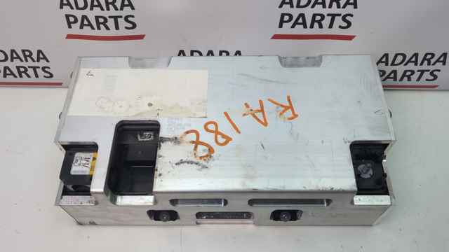 Батарейный модуль электромобиля 4N0915105B VAG
