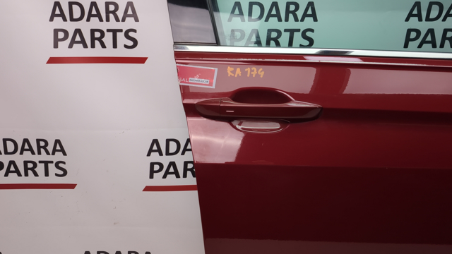 Дверная ручка правая пассажирская 510837206KGRU VAG
