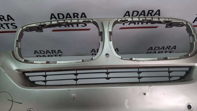 51117294476 BMW Решетка бампера переднего верхняя купить в Ужгород