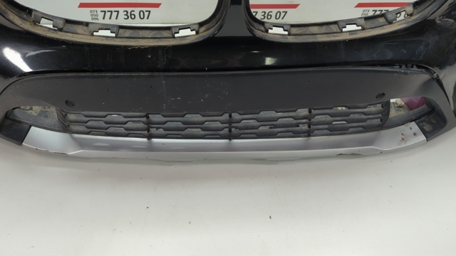 51117425974 BMW Накладка бампера переднего центральная купить в Харьков