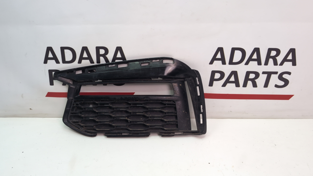  Решетка переднего бампера левая 51118064963 BMW