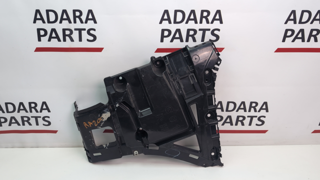 Направляющая заднего бампера, правая 51127400668 BMW