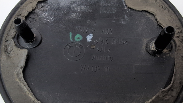 Эмблема на крышку багажника 51147499154 BMW