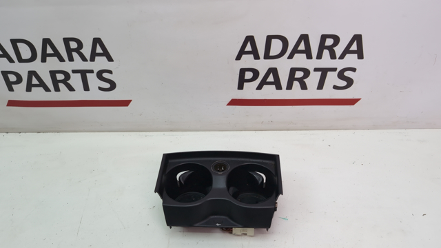 51166833813 BMW Подстаканник подлокотника центральной консоли купить в Павлоград