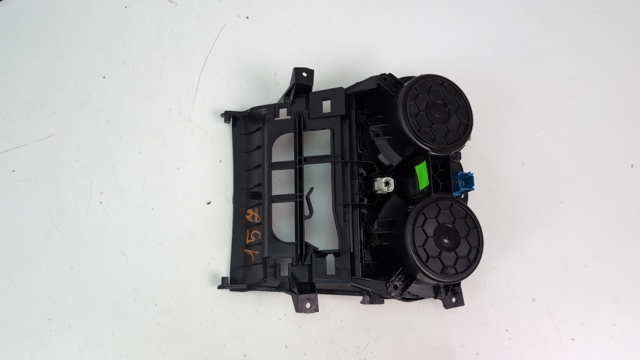 BMW 51167951771 Подстаканник подлокотника центральной консоли в наличии Николаев