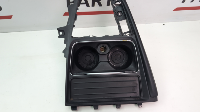 BMW 51169323675 Накладка декоративная центральной консоли в наличии Чернигов