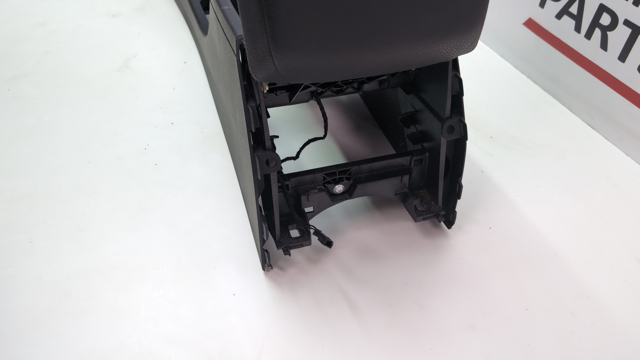 51169360528 BMW Консоль панели управления центральная купить в Каменское