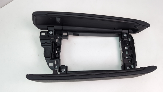 51169382234 BMW Крышка подлокотника купить в Киев