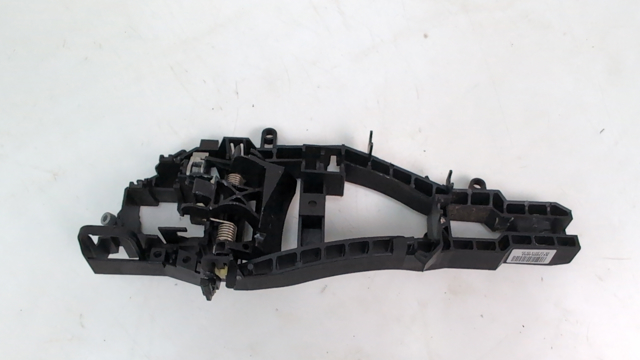 BMW 51217380546 Держатель наружной ручки двери передней правой в наличии Одесса