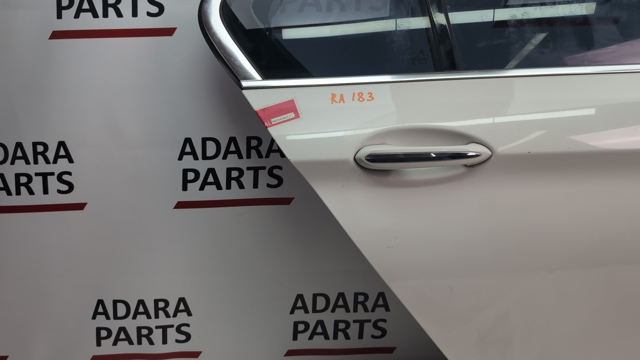 BMW 51217401206 Держатель наружной ручки двери передней правой в наличии Украина