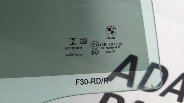 BMW 51357259820 Стекло двери задней правой в наличии Винница