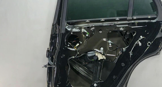 Механизм стеклоподъемника двери задней, правой 51357291952 BMW