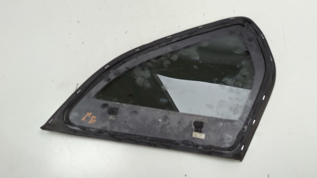 Стекло кузова/багажного отсека, правое 51377305772 BMW