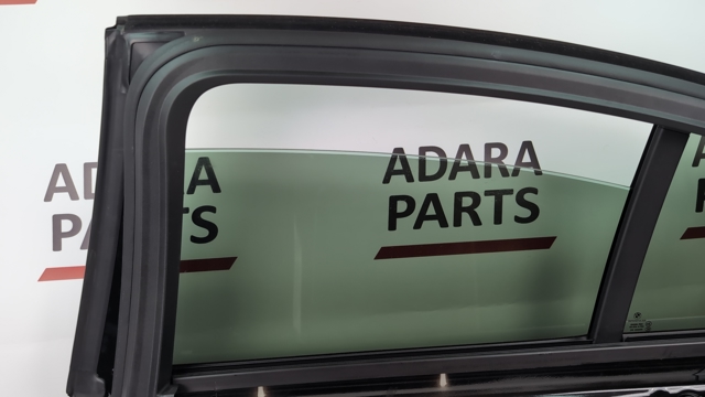 BMW 51377375190 Стекло двери задней правой в наличии Черновцы