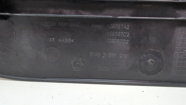 51437326222 BMW Обшивка стойки кузова внутренняя средняя нижняя левая купить в Черкассы