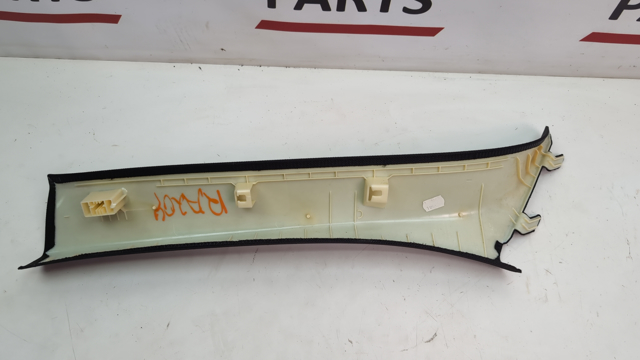 BMW 51438065021 Обшивка стойки кузова внутренняя передняя левая в наличии Украина