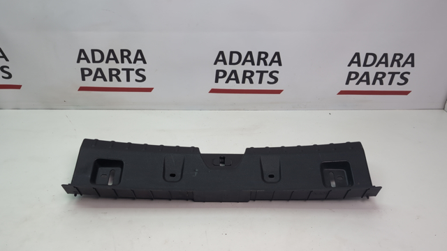 Накладка перегородки 51477351650 BMW