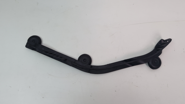 51717402082 BMW Уплотнитель капота купить в Львов