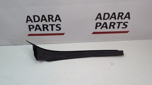 Уплотнитель крыла 51767264273 BMW
