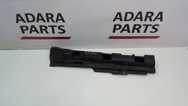 Кронштейн наружной накладки порога правой 51777256920 BMW
