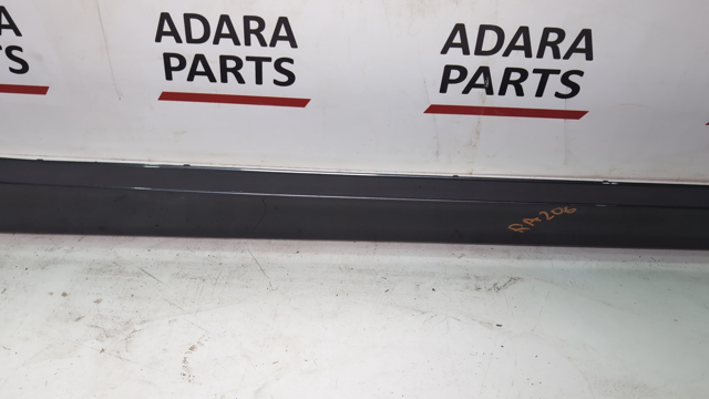 BMW 51777374614 Накладка (молдинг) порога наружная правая в наличии Ужгород