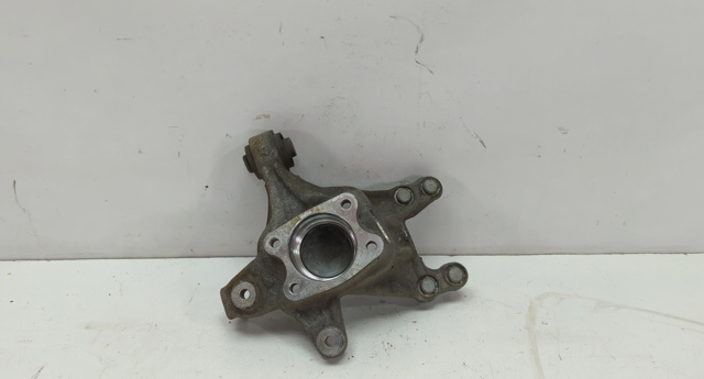 527104R010 HYUNDAI Цапфа (поворотный кулак) задний левый купить в Днепр