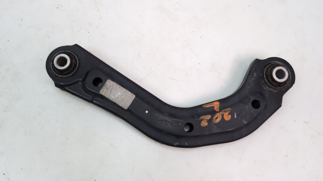 Рычаг задней подвески нижний, левый/правый 55120L0000 HYUNDAI