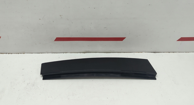 Накладка двери задней левой вертикальная 561839901A041 VAG