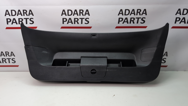 Обшивка ляды 5GM867605A82V VAG