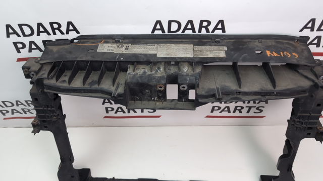 Кронштейн для радиатора 5N0805588F VAG