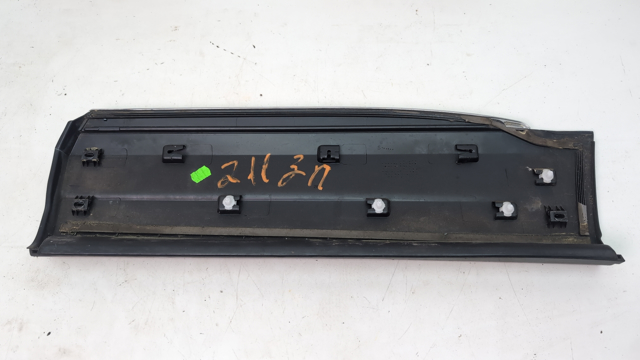 VAG 5N0854950EUBN Молдинг двери задней правой нижний в наличии Харьков