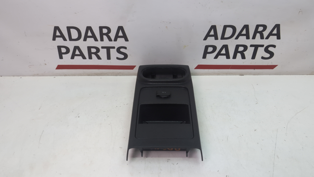 Накладка декоративная центральной консоли 5N0863289D82V VAG