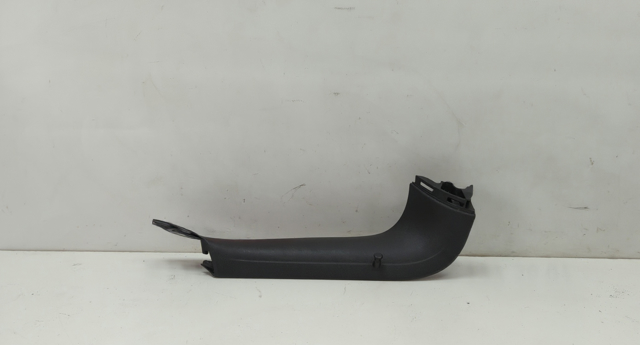 VAG 5N0867703B82V Обшивка (облицовка) крышки багажника (двери 3/5-й задней) в наличии Черновцы