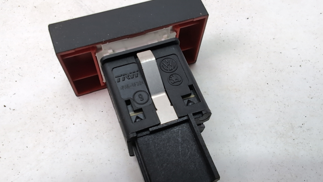 5N0953509A1QB Кнопка включения аварийного сигнала купить Тернополь