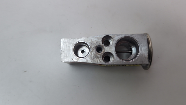 Клапан TRV, кондиционера 5Q0816679B VAG