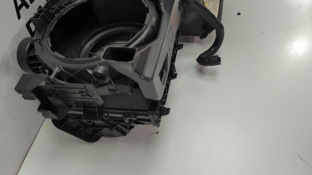 VAG 5Q1820007D Корпус печки в сборе в наличии Черкассы