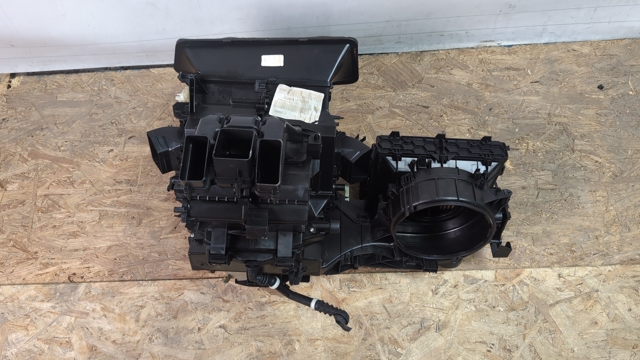 5Q1820007D VAG Корпус печки в сборе купить в Харьков