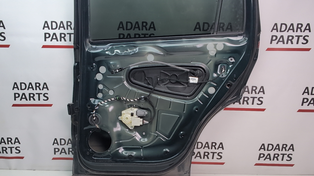 Моторчик стеклоподъемника двери задней, правой 5Q4959812G VAG