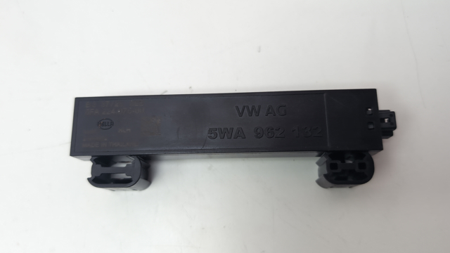 VAG 5WA962132 Антенна KESSY в наличии Ирпень