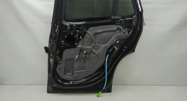 Жгут проводов задней двери 61126812218 BMW