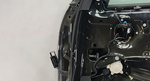 Электропроводка передней двери 61129323472 BMW