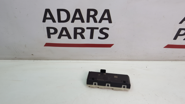 Блок управления открытия крышки багажника 61359451483 BMW