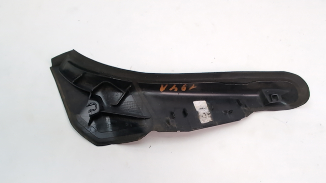 Накладка под задний фонарь, левый 63217382959 BMW