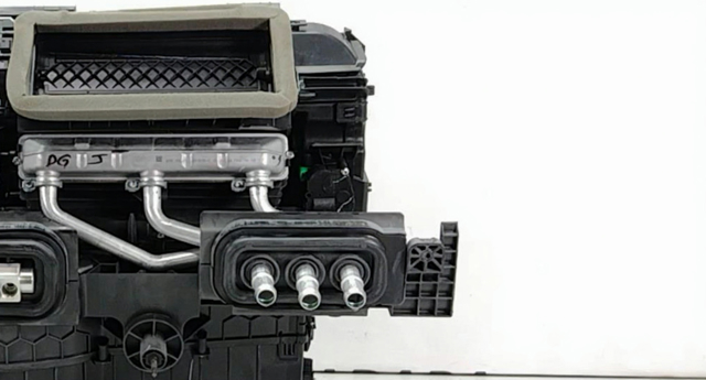 Радиатор отопителя салона 64116968204 BMW