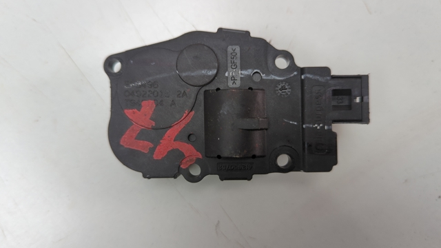 Привод заслонки печки 64119321034 BMW