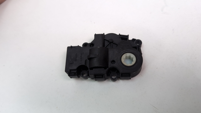 BMW 64119384023 Привод заслонки печки в наличии Украина