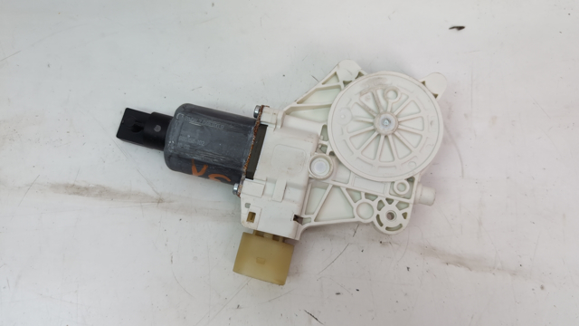 67627046031 BMW Мотор стеклоподъемника двери передней левой купить в Черкассы