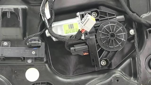 Привод электростеклоподъемника задний 68079285AB CHRYSLER